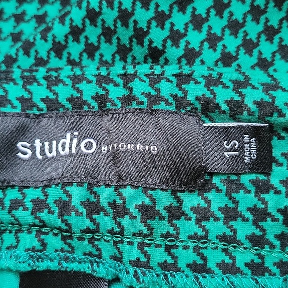 Pencil Studio Luxe Ponte Pant - Torrid Size 1 SHORT - Picture 9 of 12